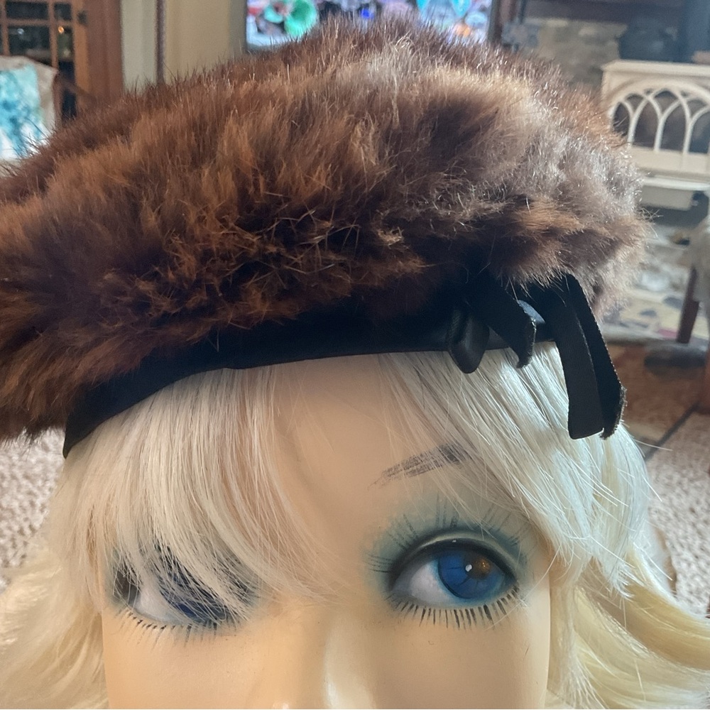Chic Brown MINK SATIN Fur BERET TAM with Bow Accent Vintage 1940